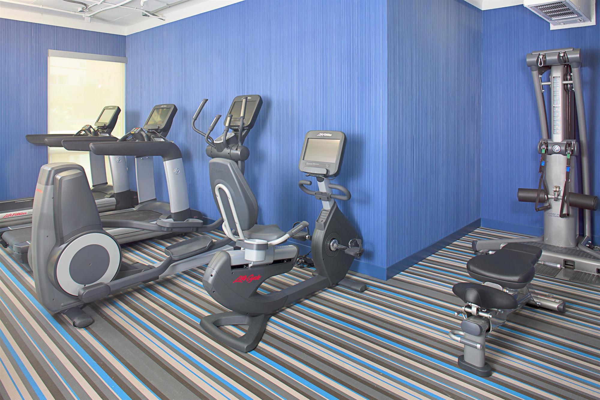 Отель Aloft Miami Brickell Экстерьер фото
